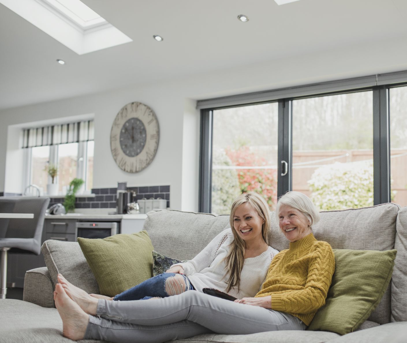 comfortable homes with energy efficient skylights
