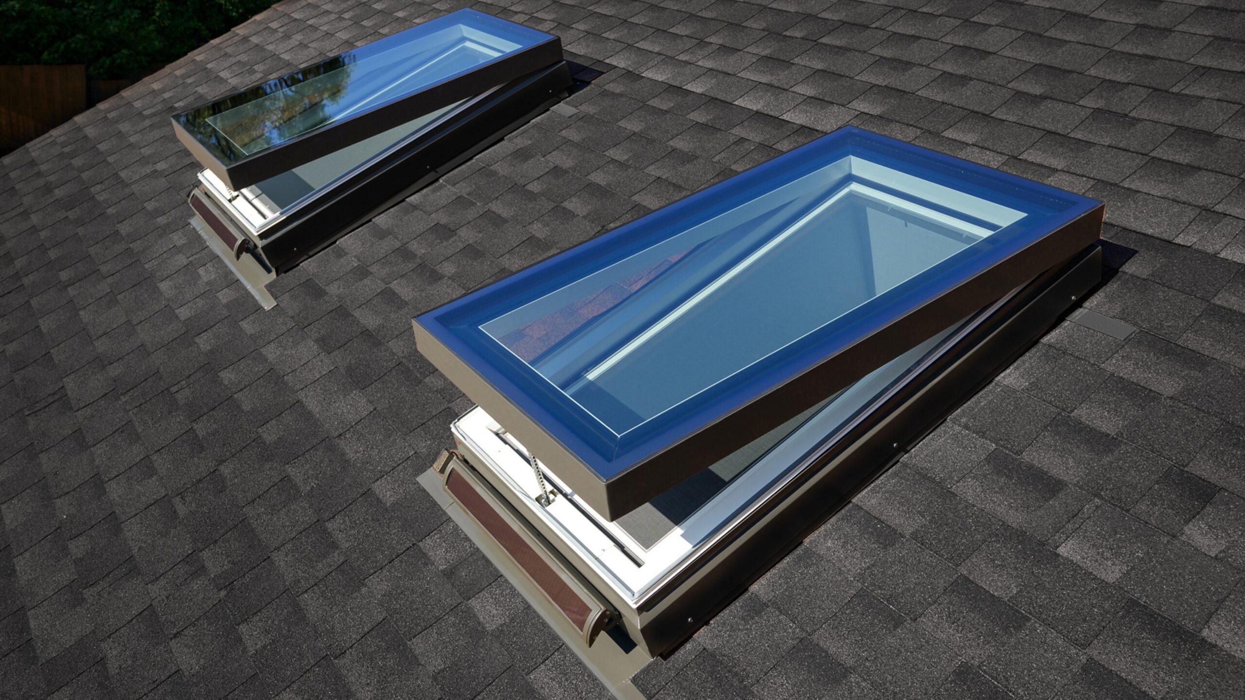 Fakro fvc s skylight hero