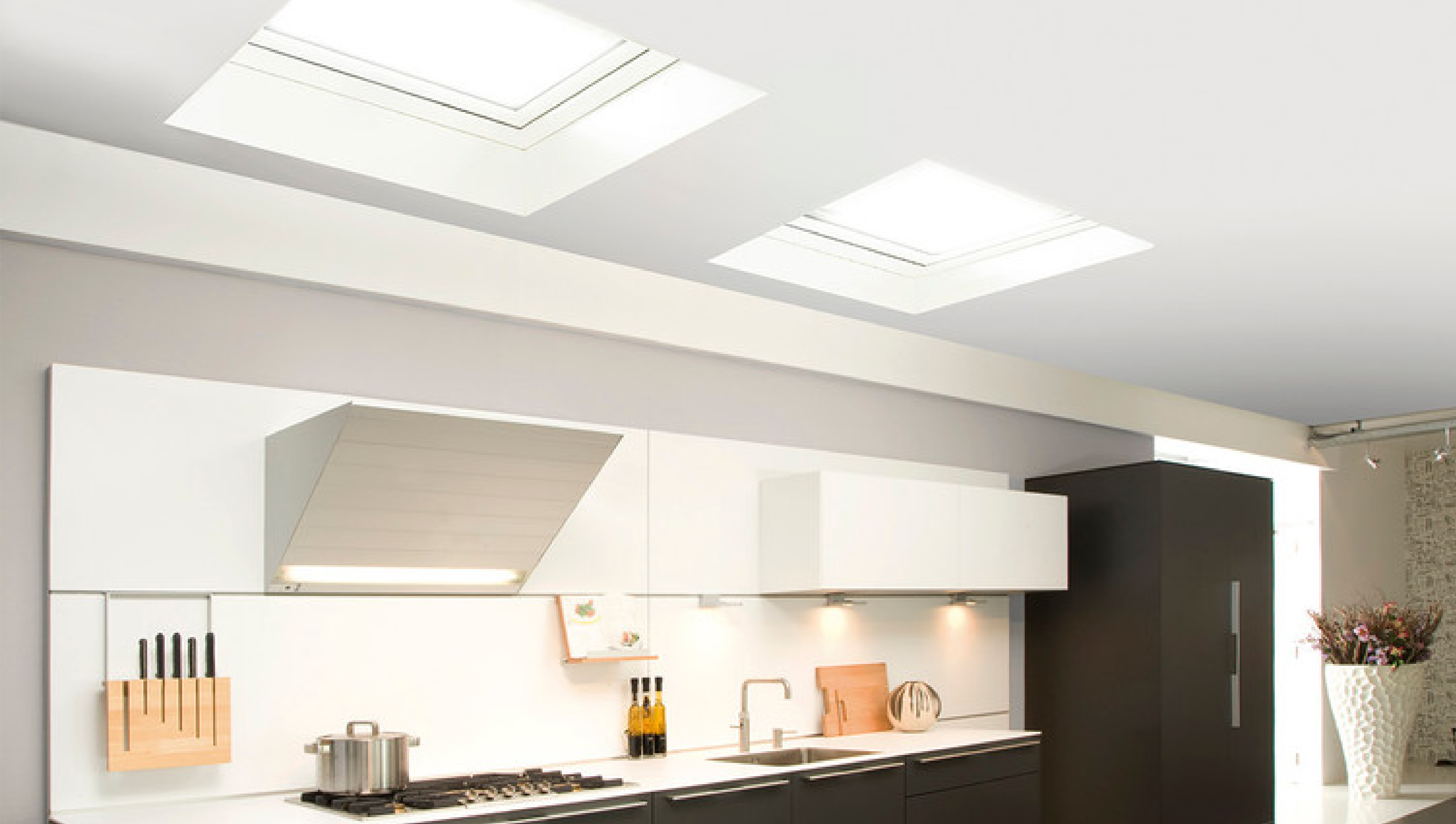 Fakro Dxg Flat Kitchen Roof Window Hero