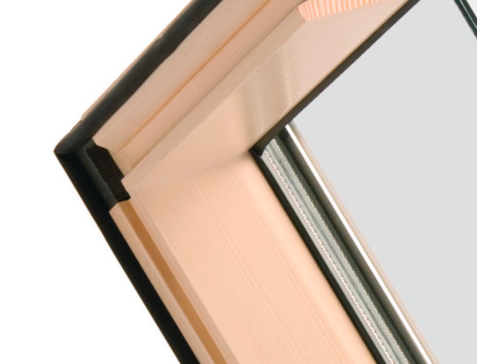 Columbia et FAKRO 17 Air Tight Skylights Feature