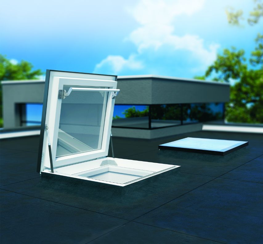 Columbia et FAKRO 12 Fakro flat roof skylights feature