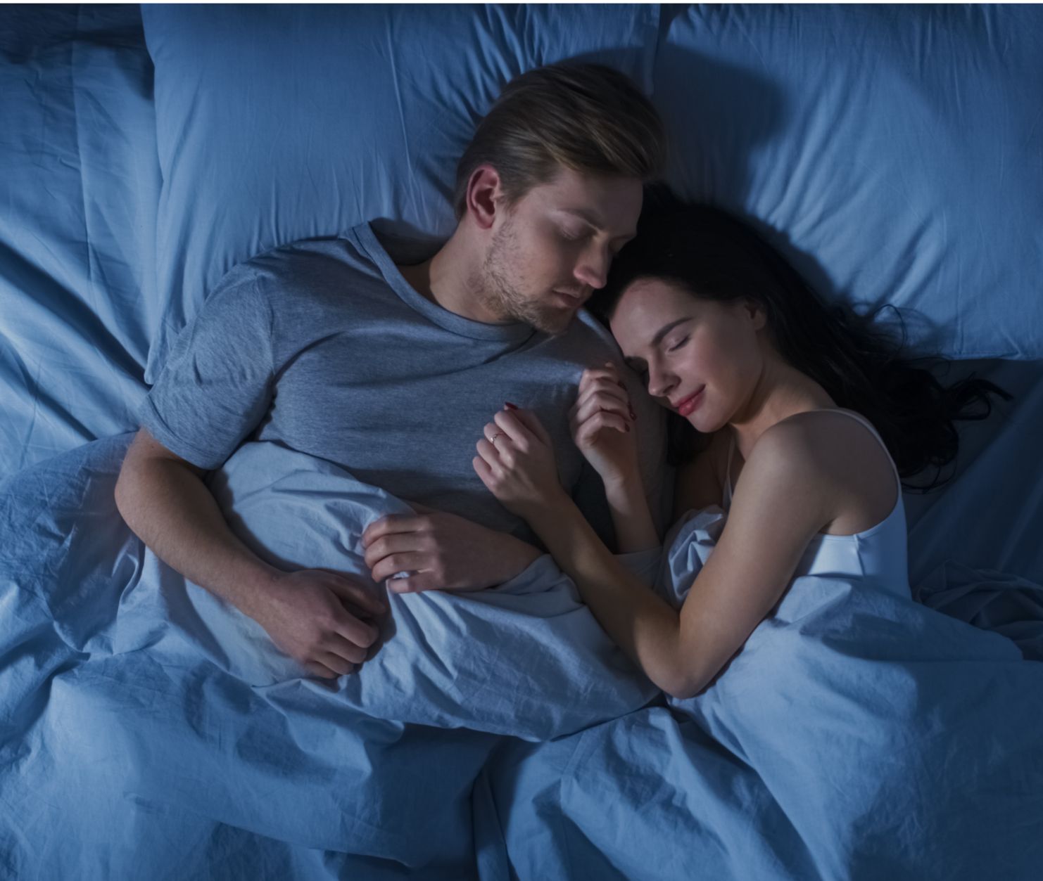 sleeping-couple
