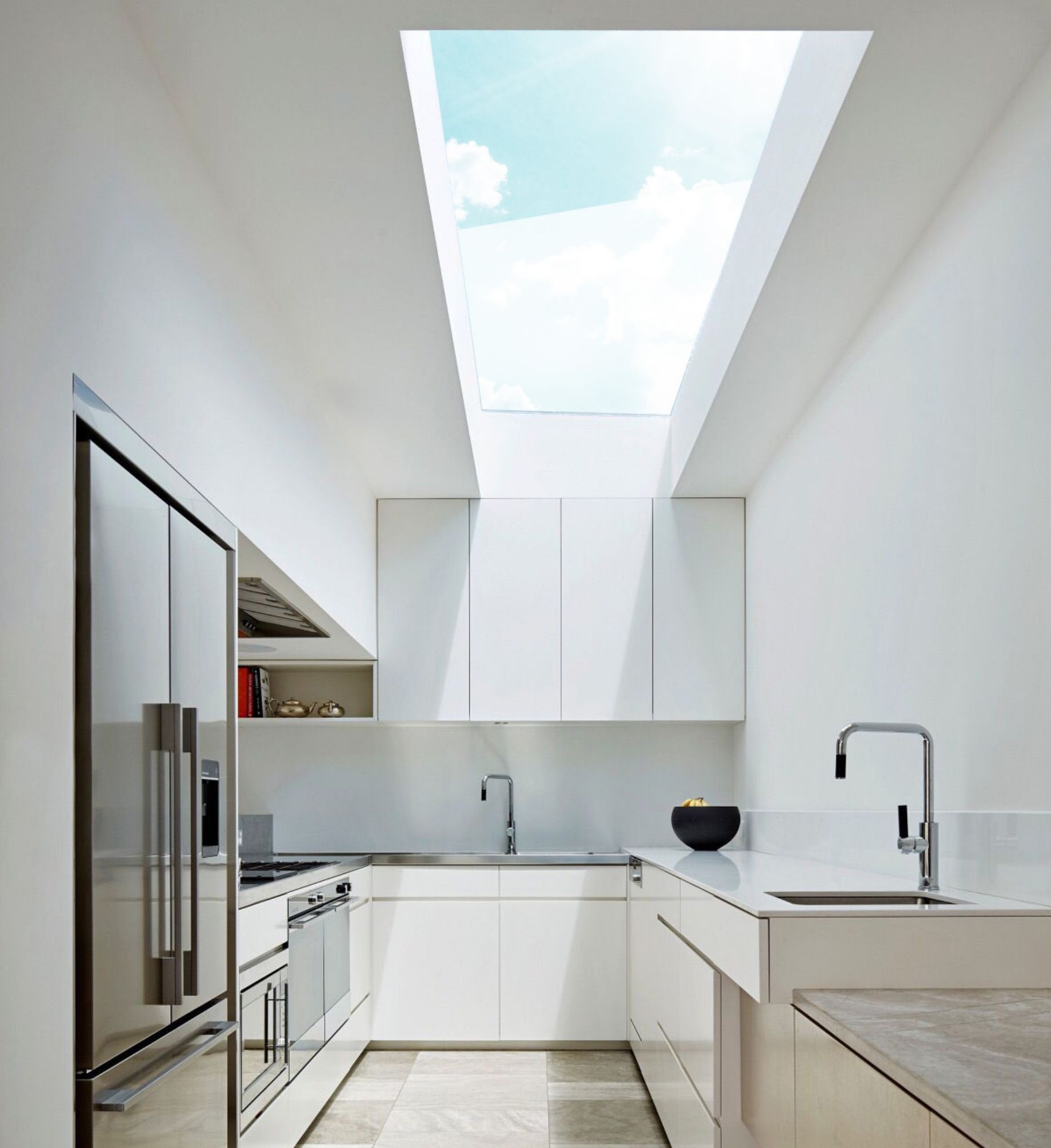 Accueil 29 Kitchen skylight reflection